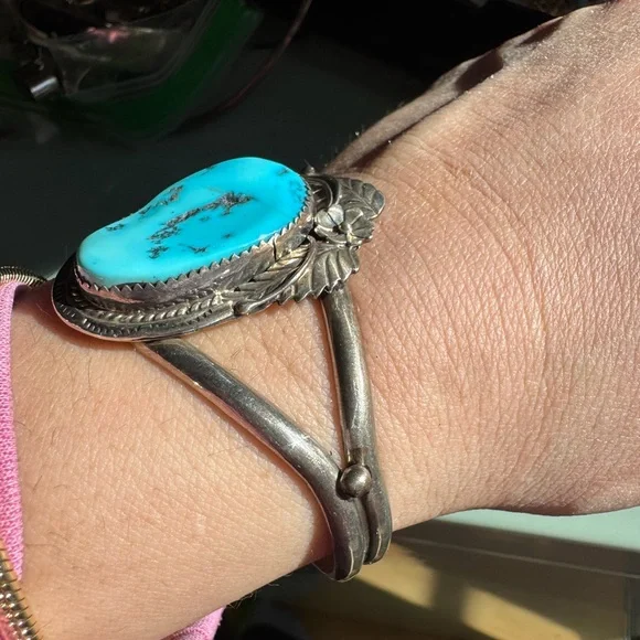 Vintage Navajo Signed MB Sterling Silver and Turquoise cuff Bracelet